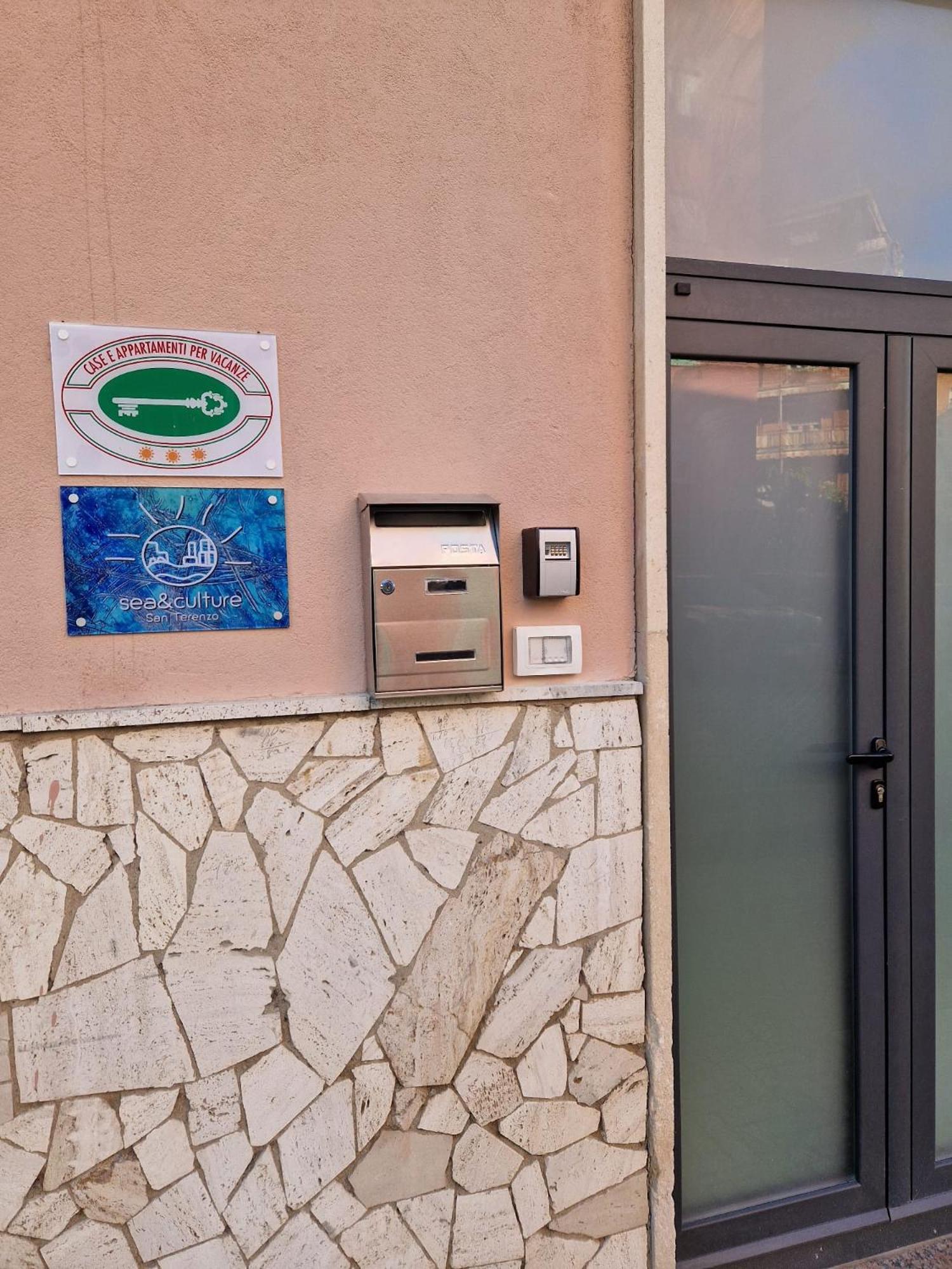 Sea & Culture San Terenzo -Lerici-300 M From The Beach Экстерьер фото
